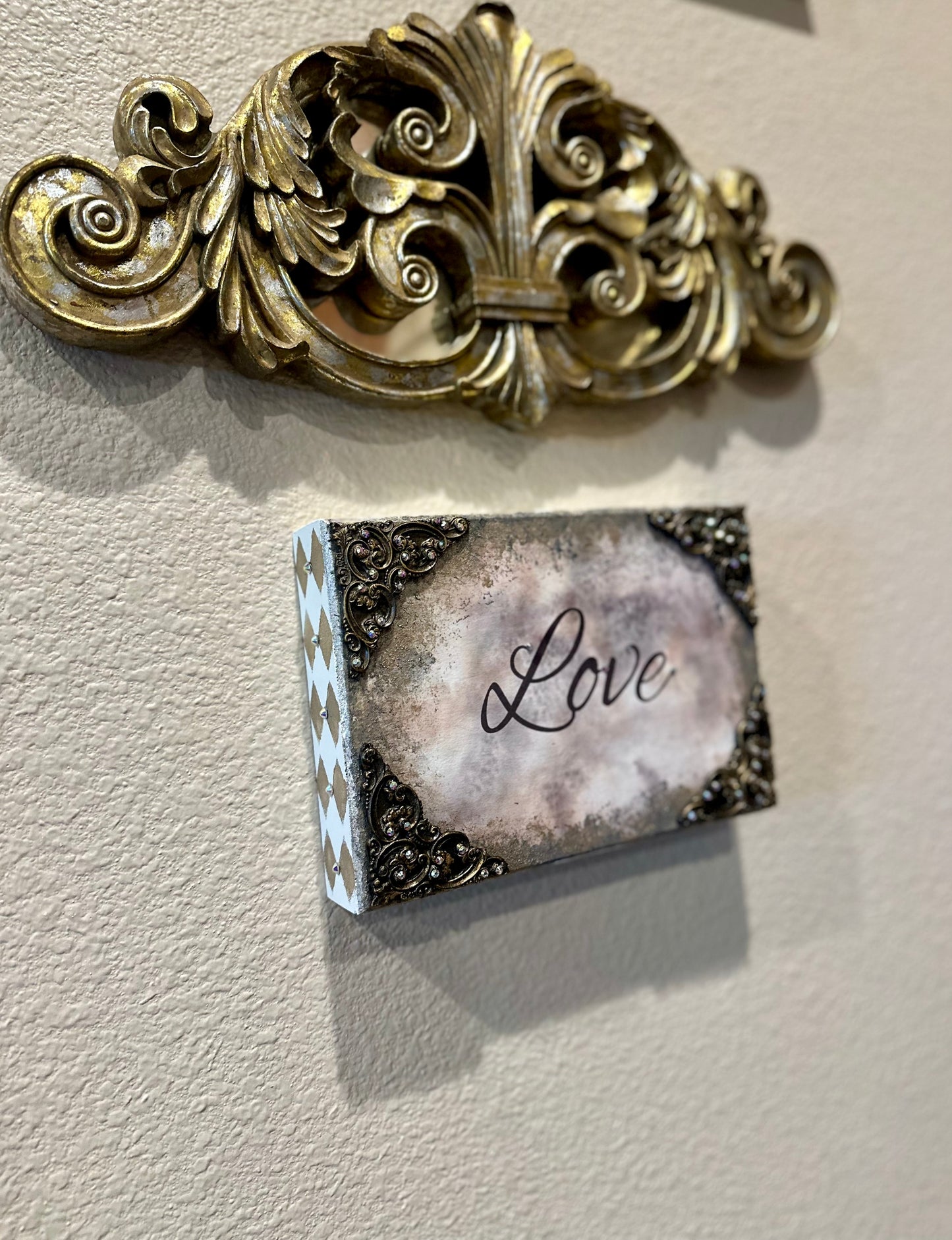 Love Plaque/Wall Sign