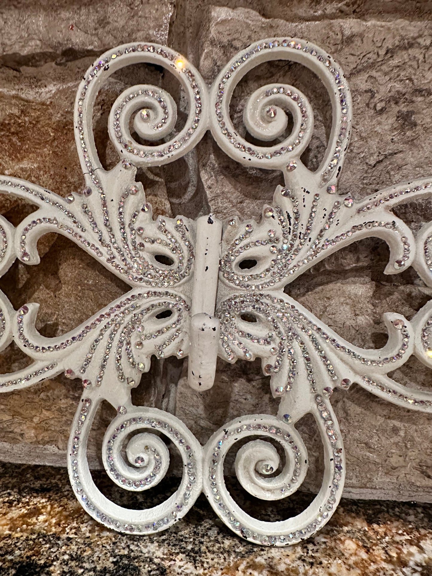 3-Hook Wall Organizer