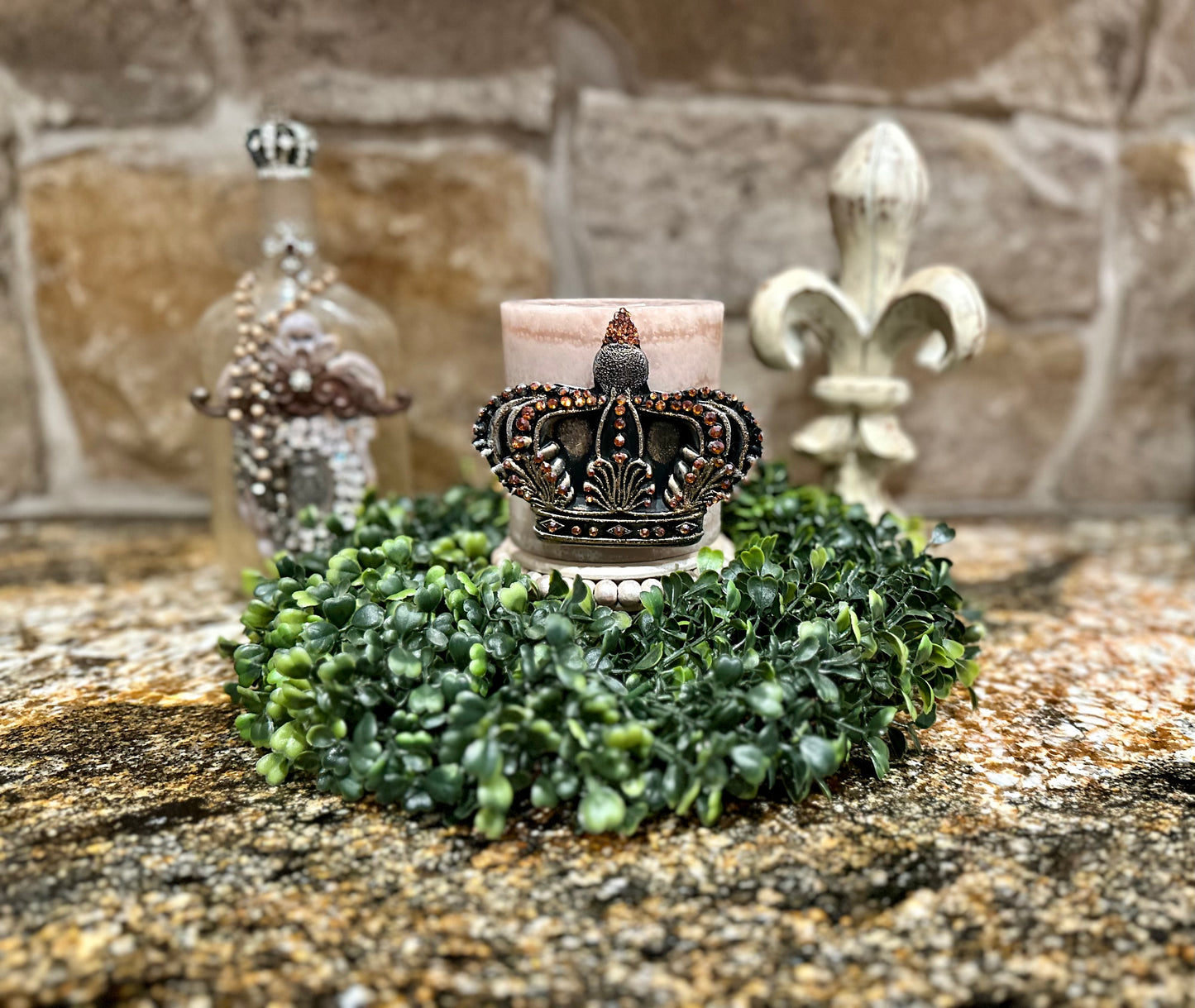 Crown Candle Pin