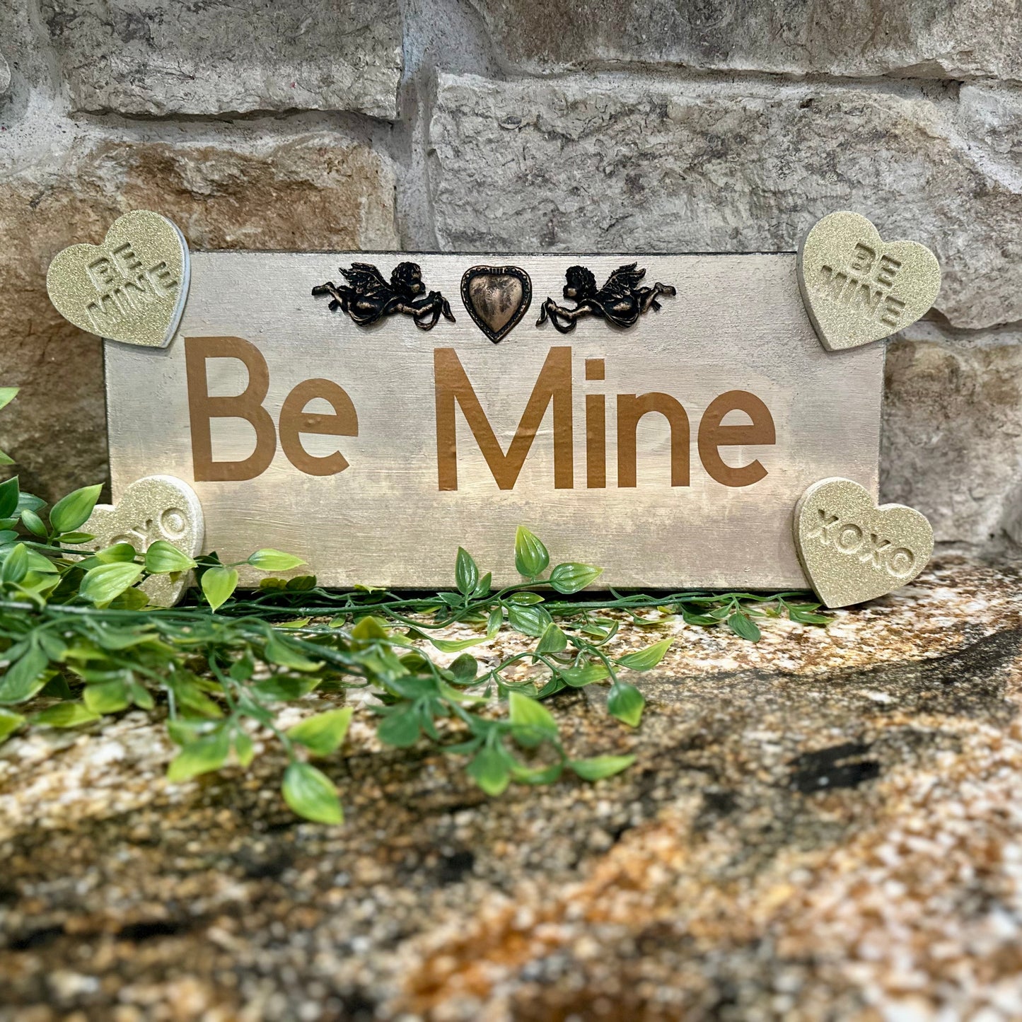 Be Mine Wall Decor