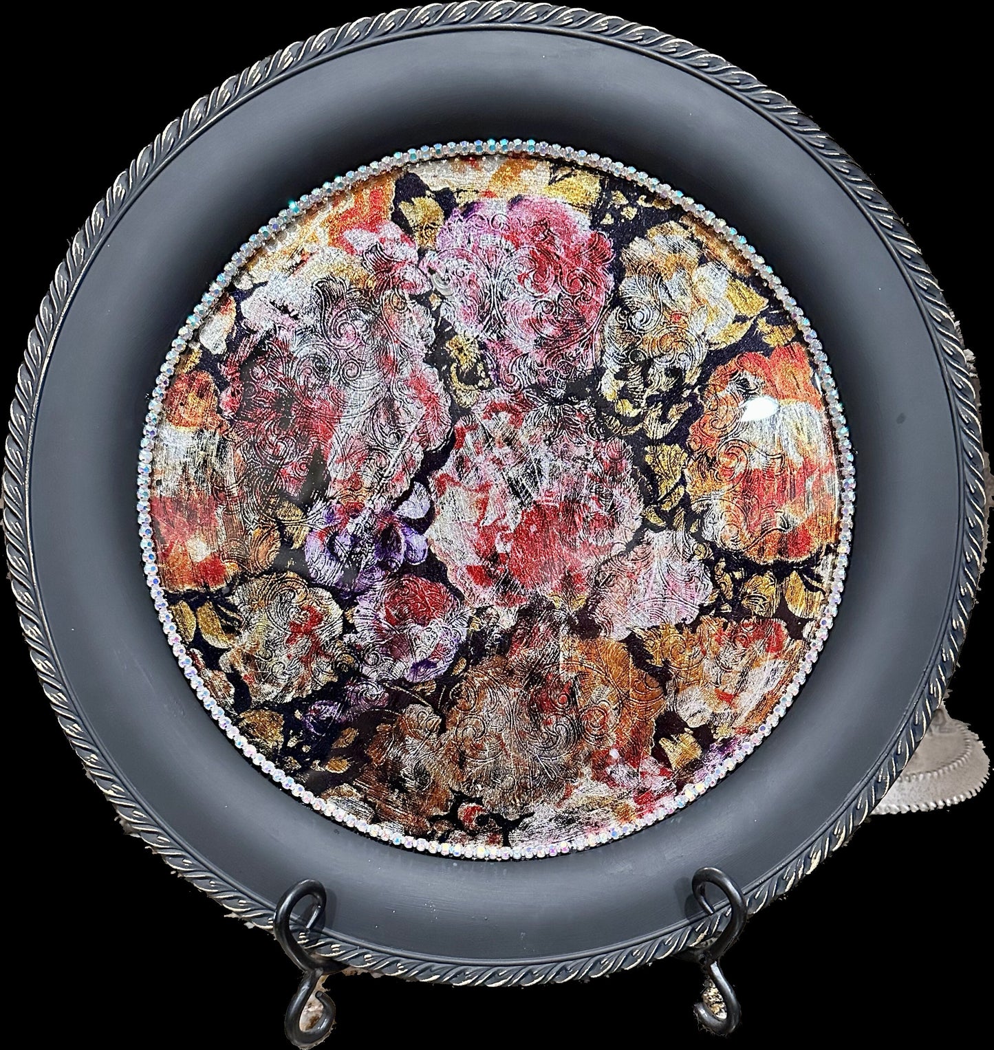 Vintage Floral Center Plate