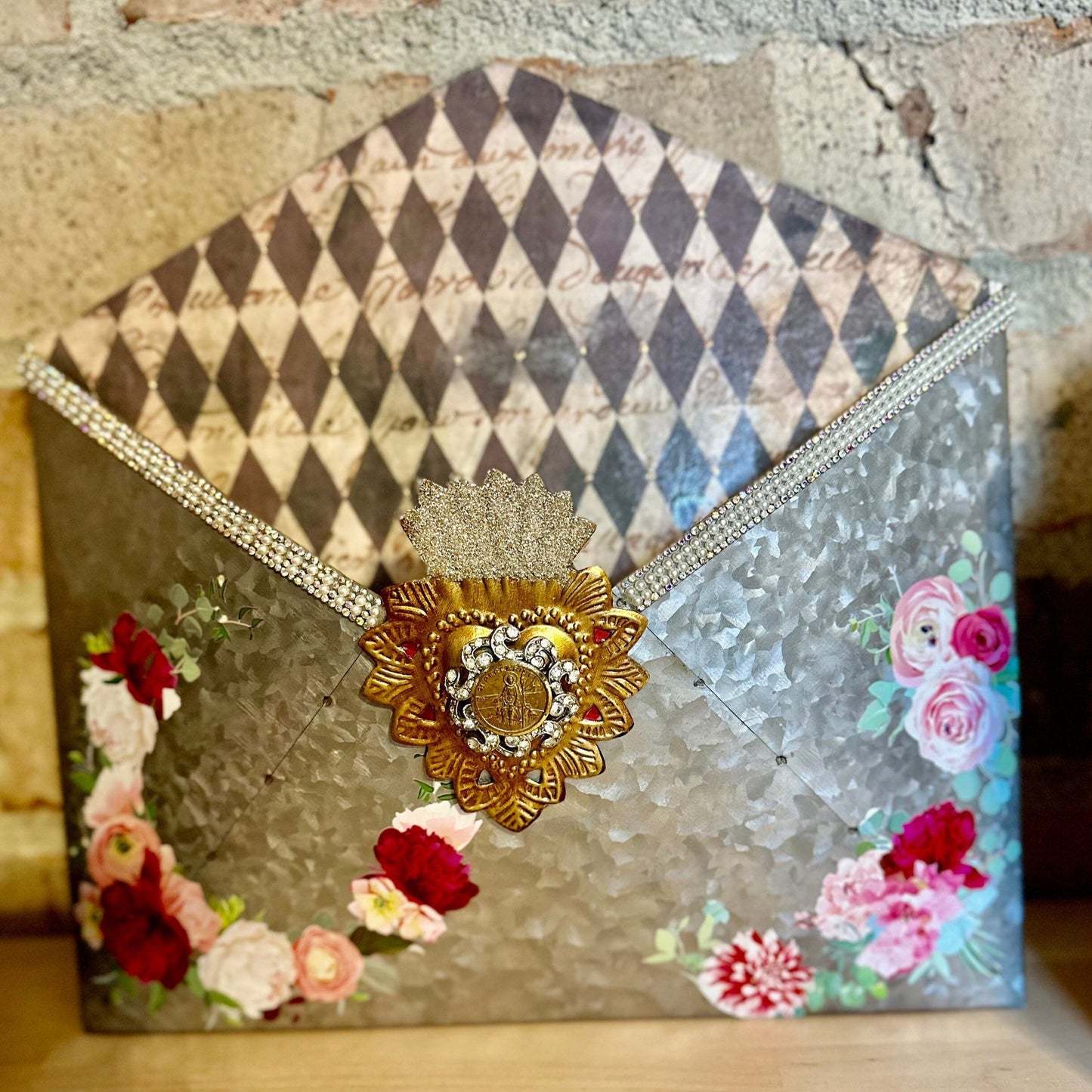Metal Wall Envelope