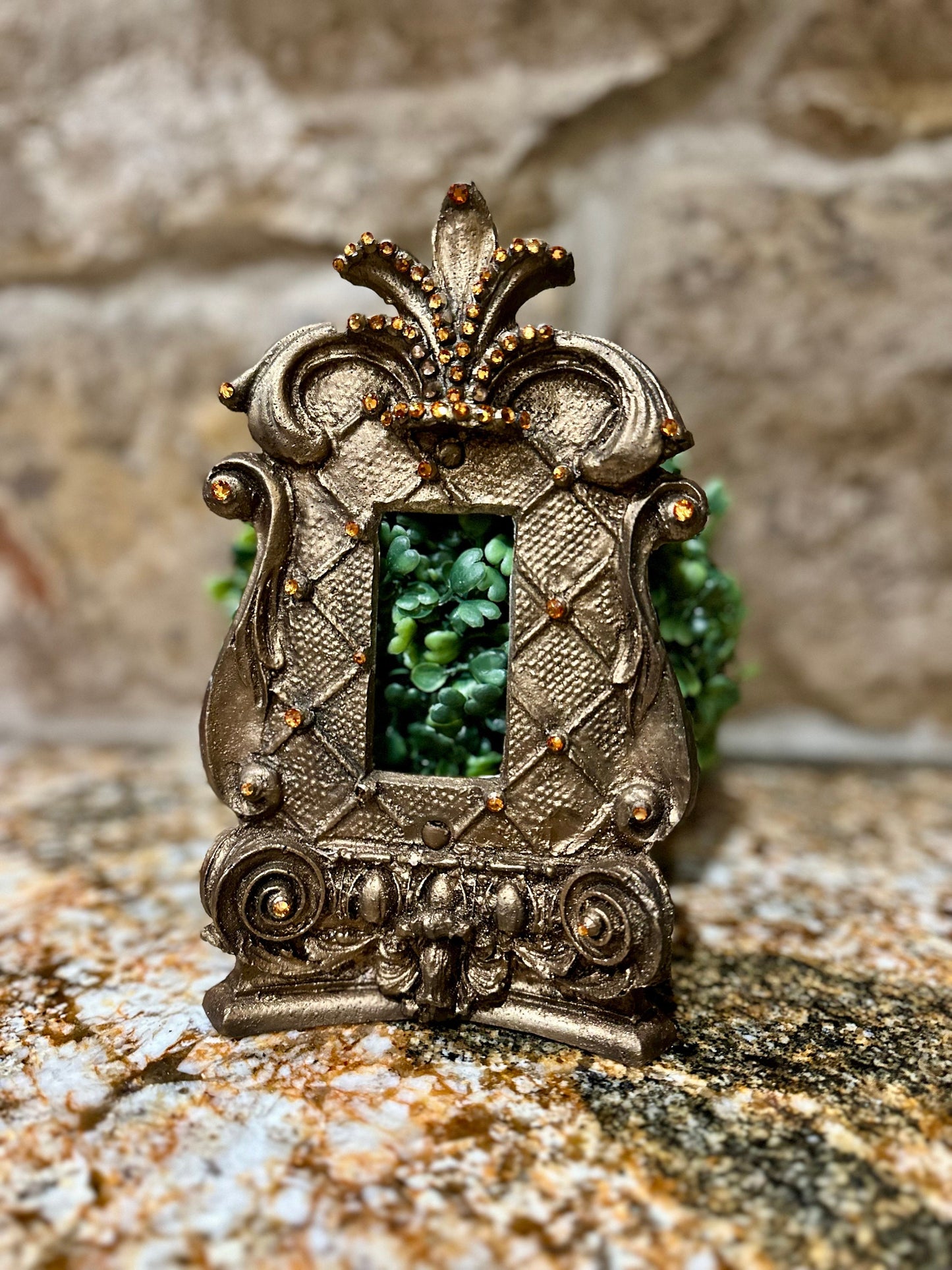 Outlet Cover Scroll Design