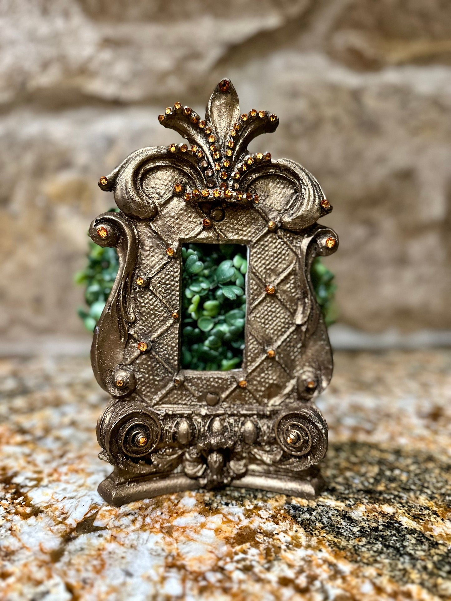 Outlet Cover Scroll Design