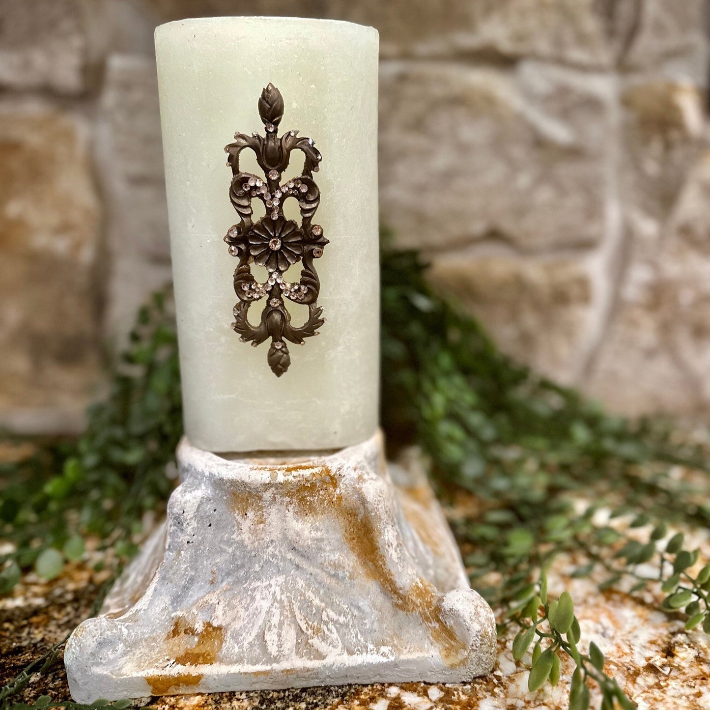 Ornate Candle Pin