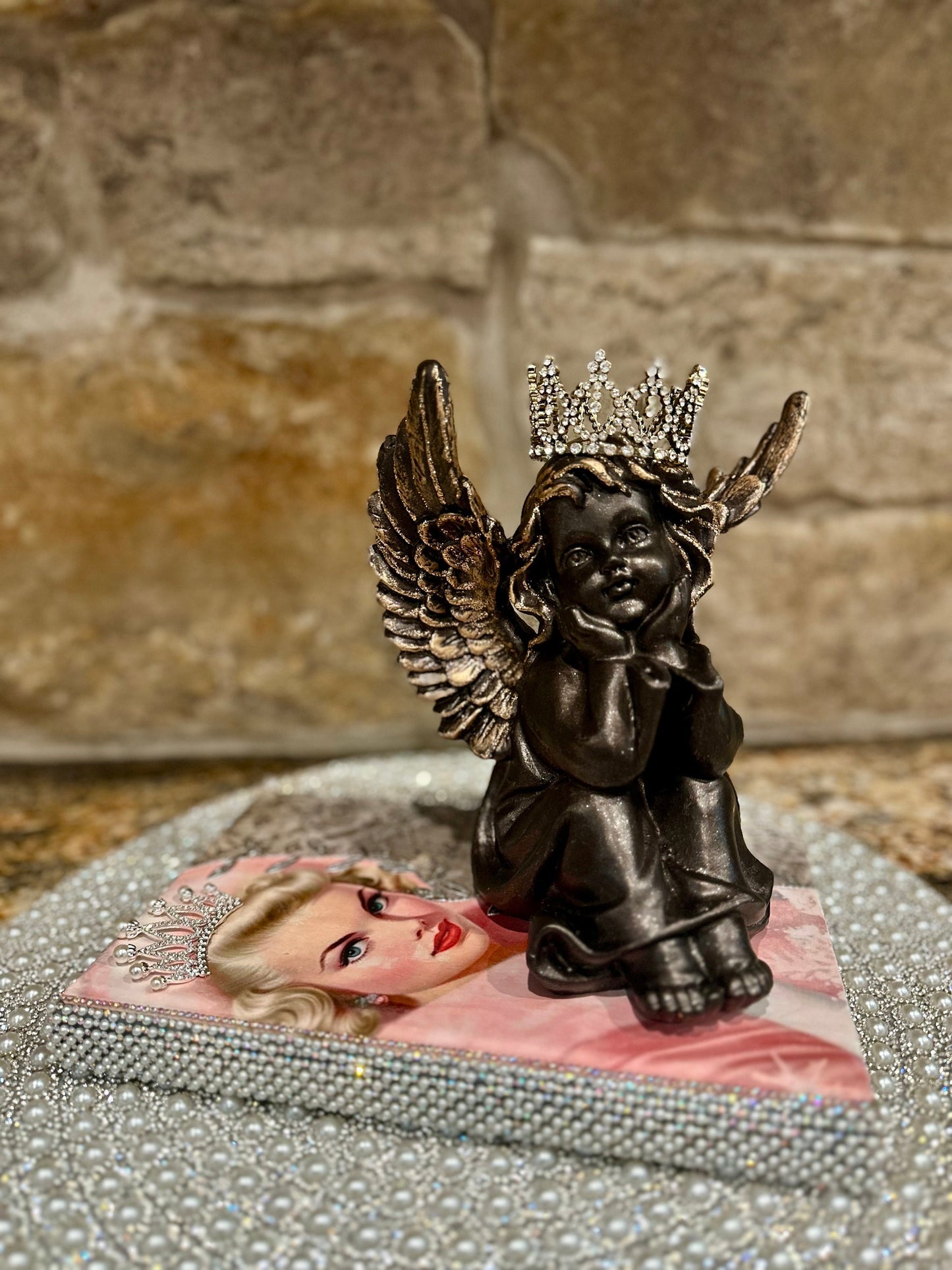 Sitting Angel