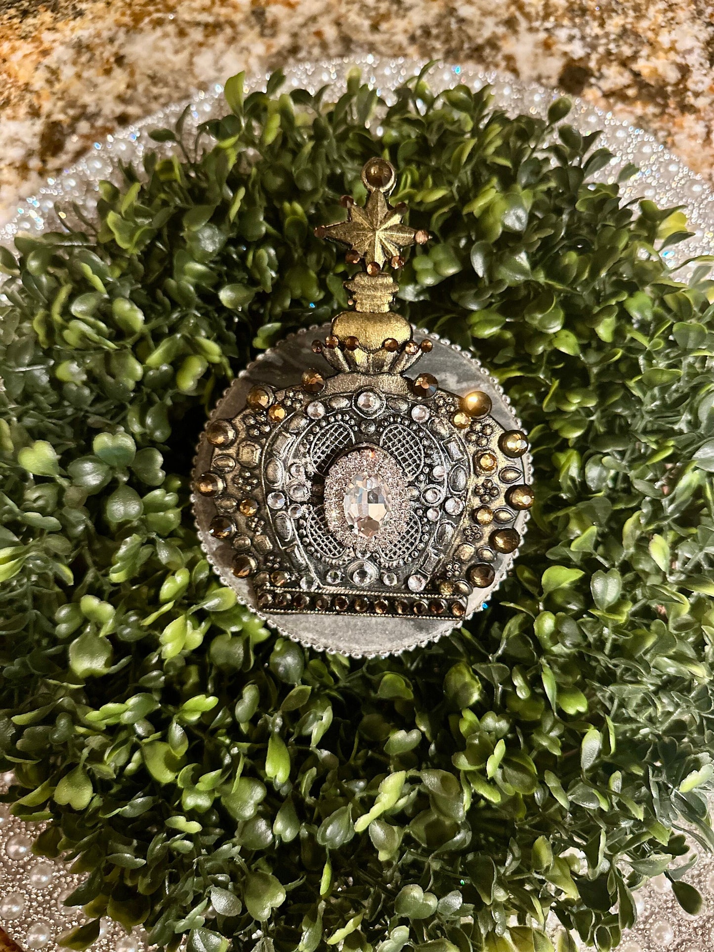 Crown Candle Pin
