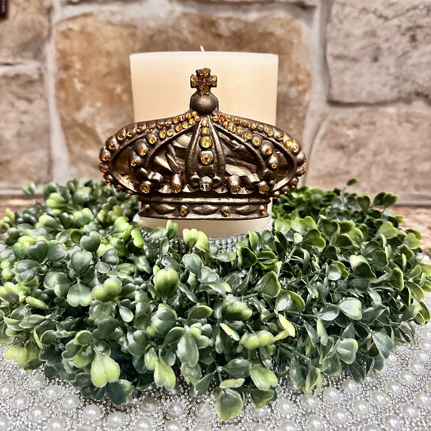 Crown Candle Pin