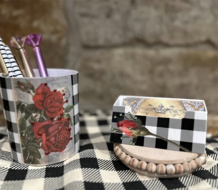Rose-and-gingham embellished pen cup and card holder office set