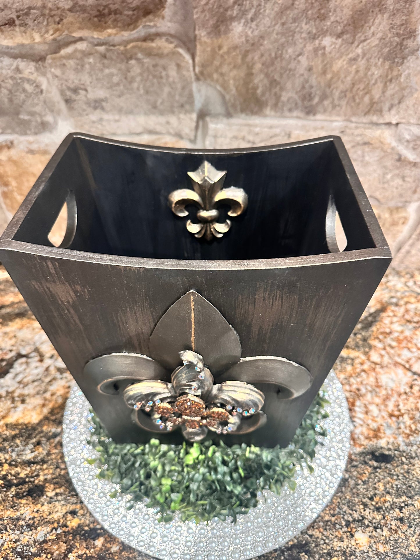 Fleur De Lis Trash Bin