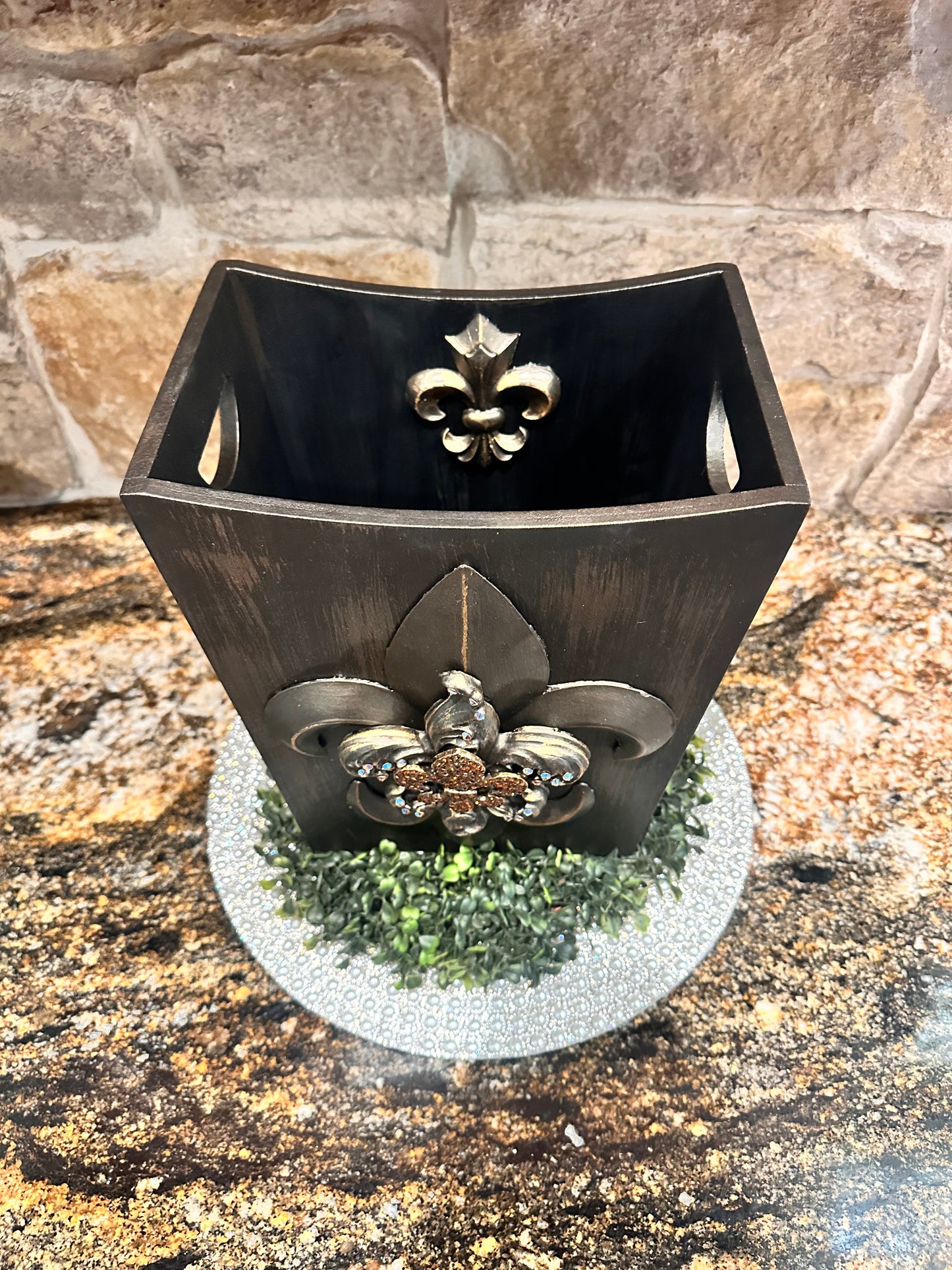 Fleur De Lis Trash Bin