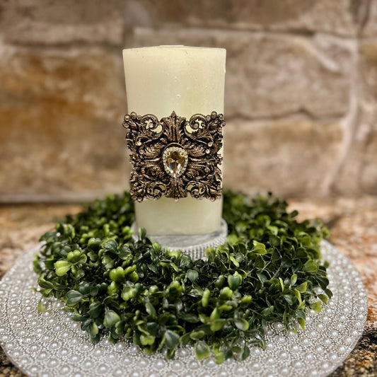 Ornate Scroll Pin