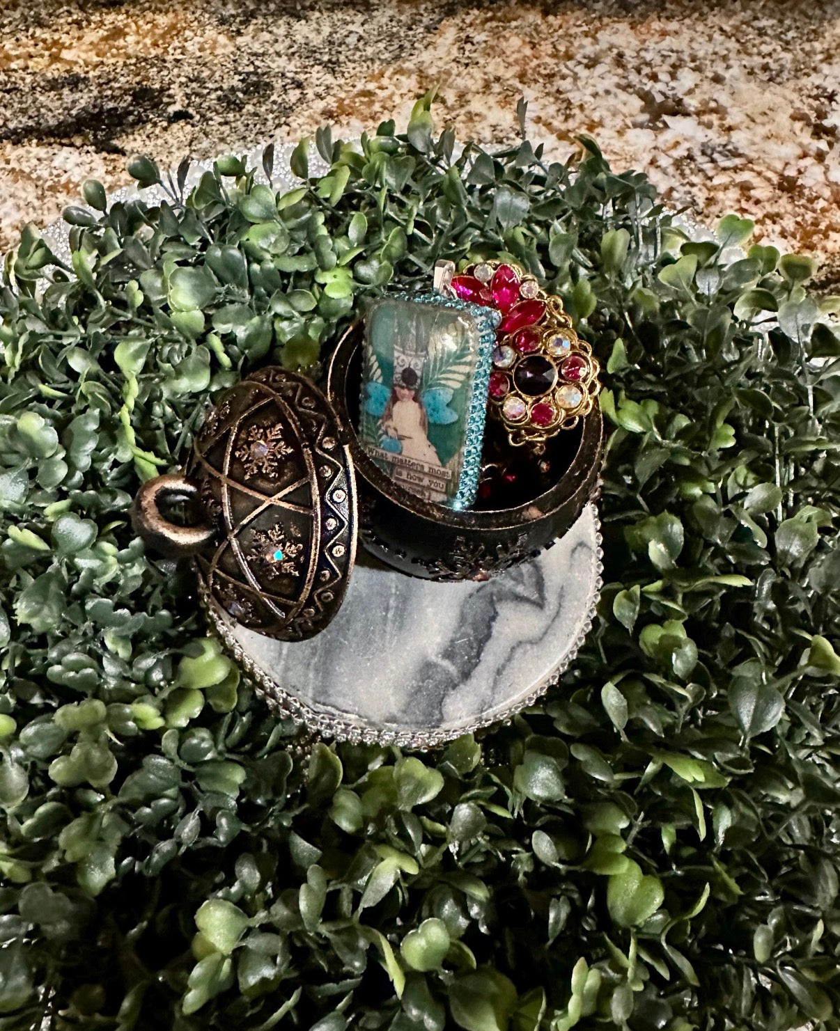 Ornament Trinket Dish, Ornament box, money holder, ornament