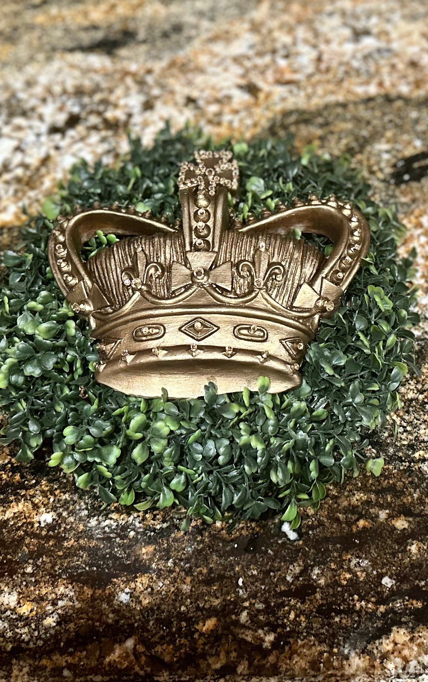 Decorative Crown Plaque