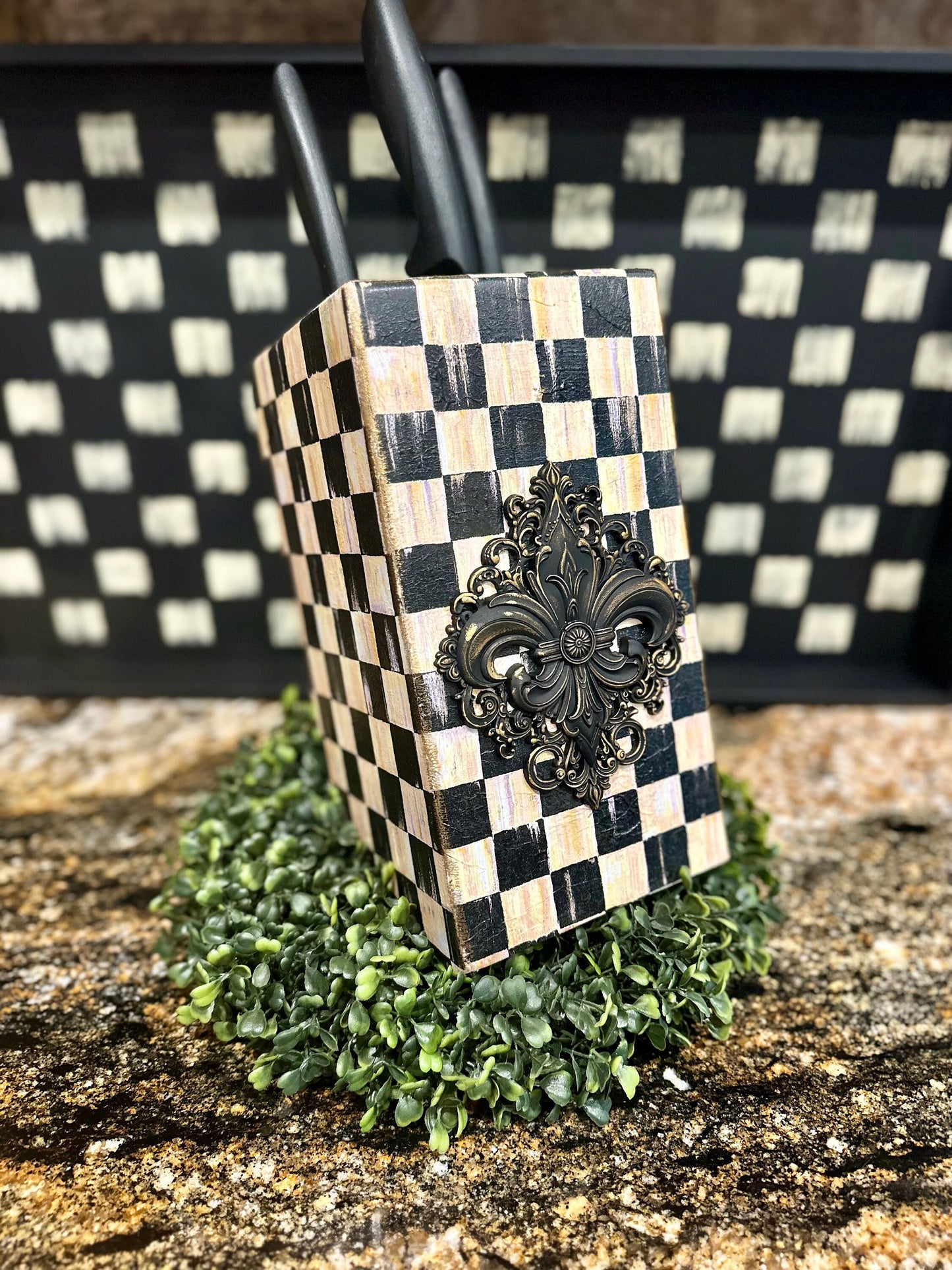 Bamboo knife block, knife holder, knife stand, black and white checkered, handmade, DIY, unique gift, up cycled home decor, kitchen decor