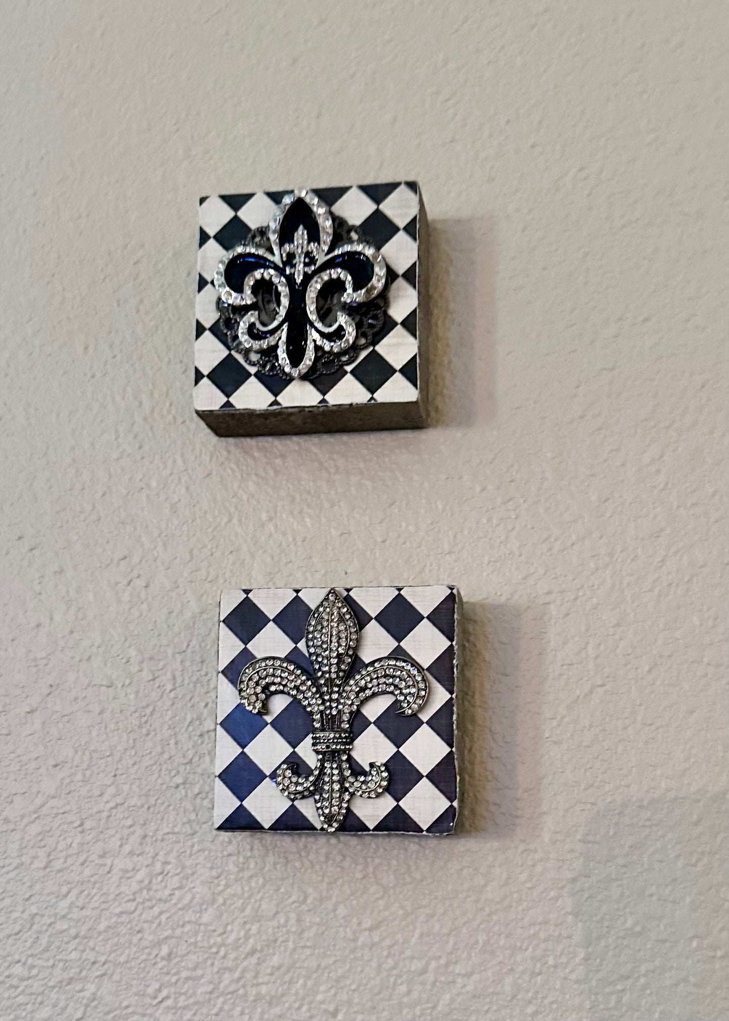 wall art, tile wall art, wall hanging, fleur de lis, fleur de lis wall art, handmade, unique gift, home decor