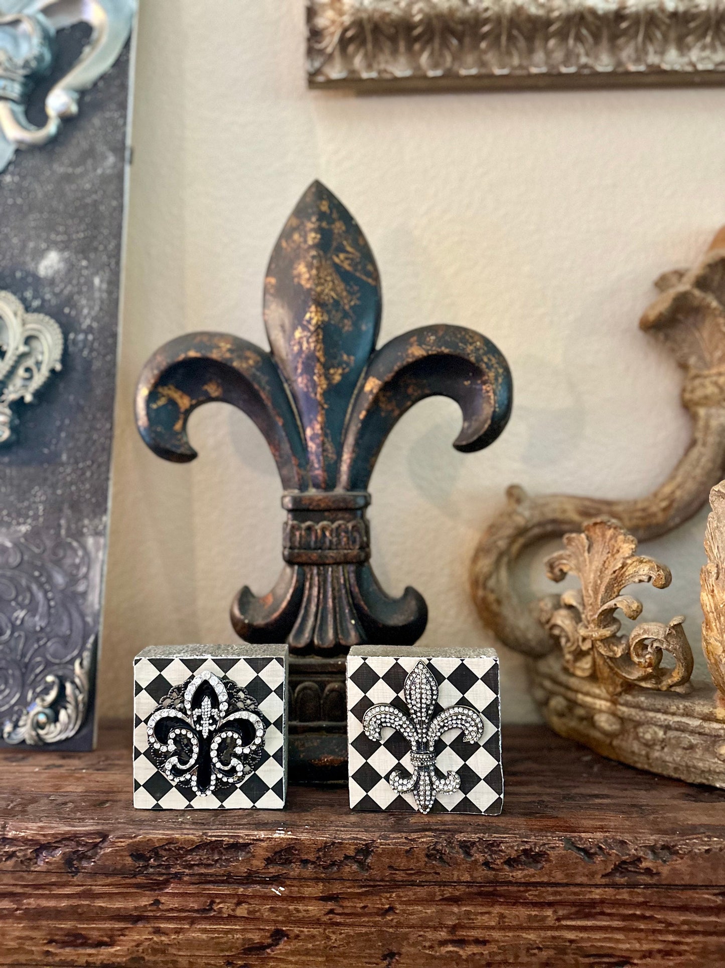 wall art, tile wall art, wall hanging, fleur de lis, fleur de lis wall art, handmade, unique gift, home decor